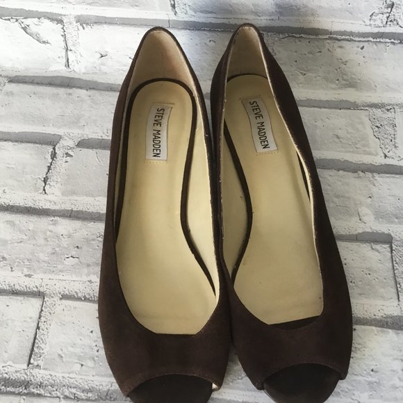 Steve Madden Shoes - 🌻Steve Madden Brown "Bunni" Suede Peep Toe shoe